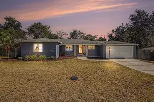 1630 Crestview Dr, Mount Dora, FL 32757 - Photo 2