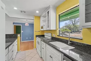 2429 S Myrtle Ave, Sanford, FL 32771 - Photo 10