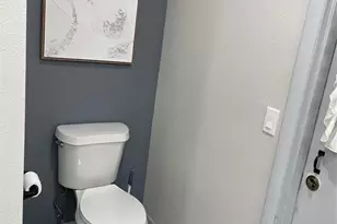 2325 Lauderdale Ct, Orlando, FL 32805 - Photo 10