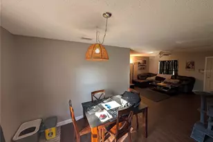 24 S Courtland Blvd, Deltona, FL 32738 - Photo 36