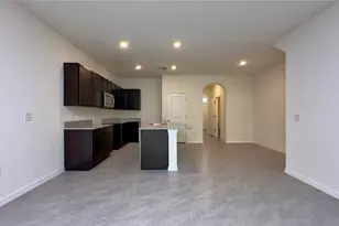 1570 Hubbell Rd, Wesley Chapel, FL 33543 - Photo 4