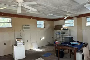 319 N Myrtle St, Starke, FL 32091 - Photo 8