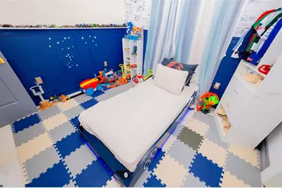 2932 Larson Street, Kissimmee, FL 34741 - Photo 8