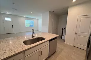 2751 Camellia Flower St, Apopka, FL 32703 - Photo 4