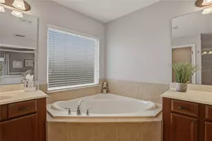 13013 Overstreet Rd, Windermere, FL 34786 - Photo 28