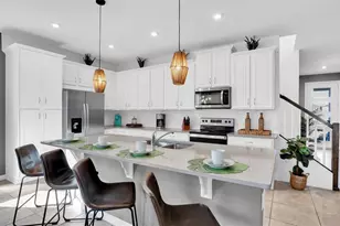 2147 Cooper Bell Pl, Kissimmee, FL 34747 - Photo 4