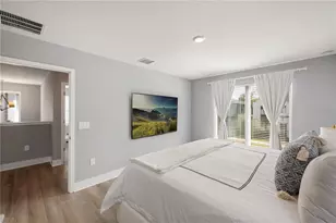 21 W Steele St, Orlando, FL 32804 - Photo 20