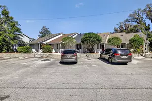 101 N Hill Ave, Deland, FL 32724 - Photo 2