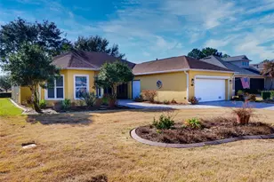 26725 Augusta Springs Cir, Leesburg, FL 34748 - Photo 2