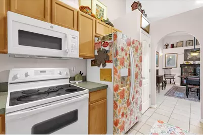 682 Lexington Drive, Clermont, FL 34711 - Photo 10