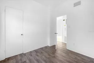 920 Hacienda Ct, Orlando, FL 32808 - Photo 12