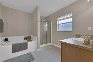 1033 Twisted Branch Ln, Saint Cloud, FL 34771 - Photo 24