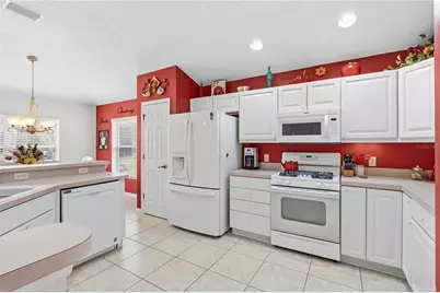 2730 Morven Park Way, The Villages, FL 32162 - Photo 14