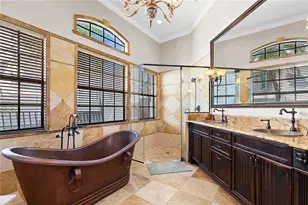 2313 Roat Dr, Orlando, FL 32835 - Photo 12