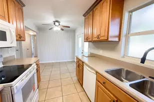 4907 Kipp Pl, Orlando, FL 32808 - Photo 14