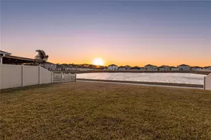 455 Talisi Loop, Saint Cloud, FL 34771 - Photo 2