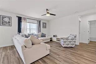 455 Talisi Loop, Saint Cloud, FL 34771 - Photo 8