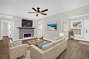 821 Pinedale Ave, Orlando, FL 32808 - Photo 2