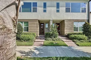 10090 Sunnifa Aly, Orlando, FL 32832 - Photo 2
