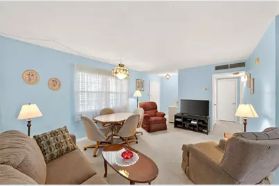 5505 Hernandes Dr #240, Orlando, FL 32808 - Photo 8