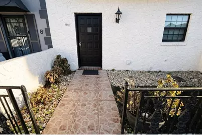 625 N Halifax Avenue #9, Daytona Beach, FL 32118 - Photo 4