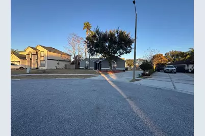 137 Killington Way, Orlando, FL 32835 - Photo 2