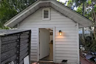 2201 S Sanford Ave, Sanford, FL 32771 - Photo 16