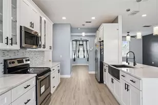 2713 Pearl Ct, Kissimmee, FL 34743 - Photo 4