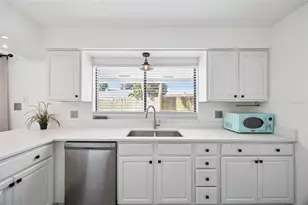 728 Coquina Ct, Orlando, FL 32807 - Photo 12