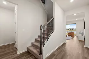 2624 Blowing Breeze Ave, Kissimmee, FL 34744 - Photo 8