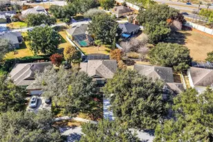 729 Strihal Loop, Oakland, FL 34787 - Photo 4