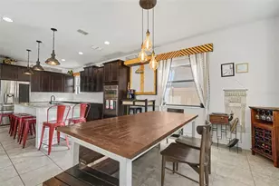 5058 Sicily Dr, Saint Cloud, FL 34771 - Photo 4