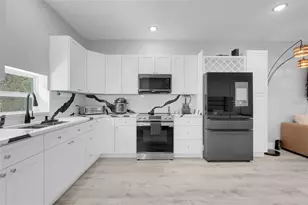 223 N Peninsula Dr, Daytona Beach, FL 32118 - Photo 34