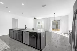 2462 Felce Ct, Davenport, FL 33897 - Photo 8