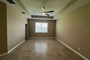 9429 Crescent Ray Dr, Wesley Chapel, FL 33545 - Photo 8