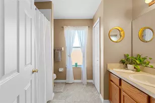 2327 Andrews Valley Dr, Kissimmee, FL 34758 - Photo 10