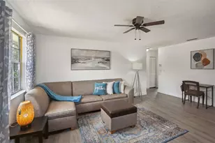 811 W Magnolia St, Kissimmee, FL 34741 - Photo 6