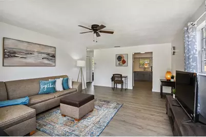 811 W Magnolia Street, Kissimmee, FL 34741 - Photo 4