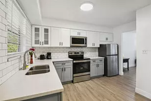 811 W Magnolia St, Kissimmee, FL 34741 - Photo 10