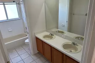 1842 Island Walk Dr, Orlando, FL 32824 - Photo 8