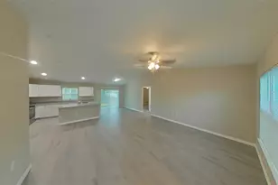 17698 SW 113th Pl, Dunnellon, FL 34432 - Photo 2