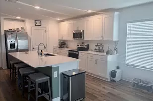 5325 Red Coral Cir, Mount Dora, FL 32757 - Photo 4