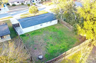 4664 Pleasant Valley Ct, Orlando, FL 32811 - Photo 4