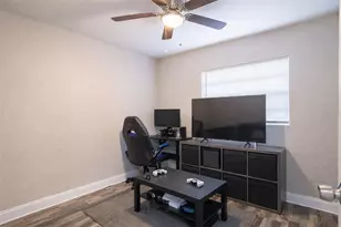 4664 Pleasant Valley Ct, Orlando, FL 32811 - Photo 14