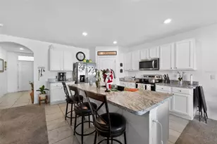 705 Squires Grove Dr, Winter Haven, FL 33880 - Photo 14