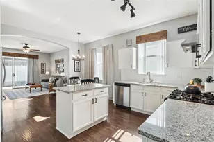 14214 Castle Rock Dr, Orlando, FL 32828 - Photo 6