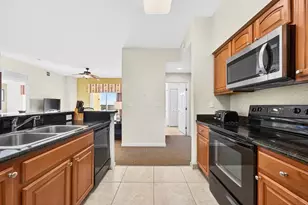 8125 Resort Village Dr, Orlando, FL 32821 - Photo 8