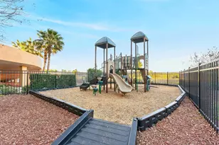 8125 Resort Village Dr, Orlando, FL 32821 - Photo 34