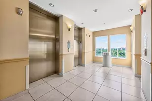 8125 Resort Village Dr, Orlando, FL 32821 - Photo 22