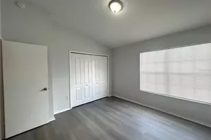 2320 Lake Woodberry Cir, Brandon, FL 33510 - Photo 12